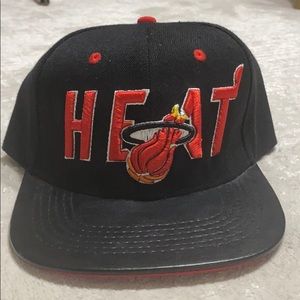 Mitchell & Ness Miami Heat SnapBack Hat